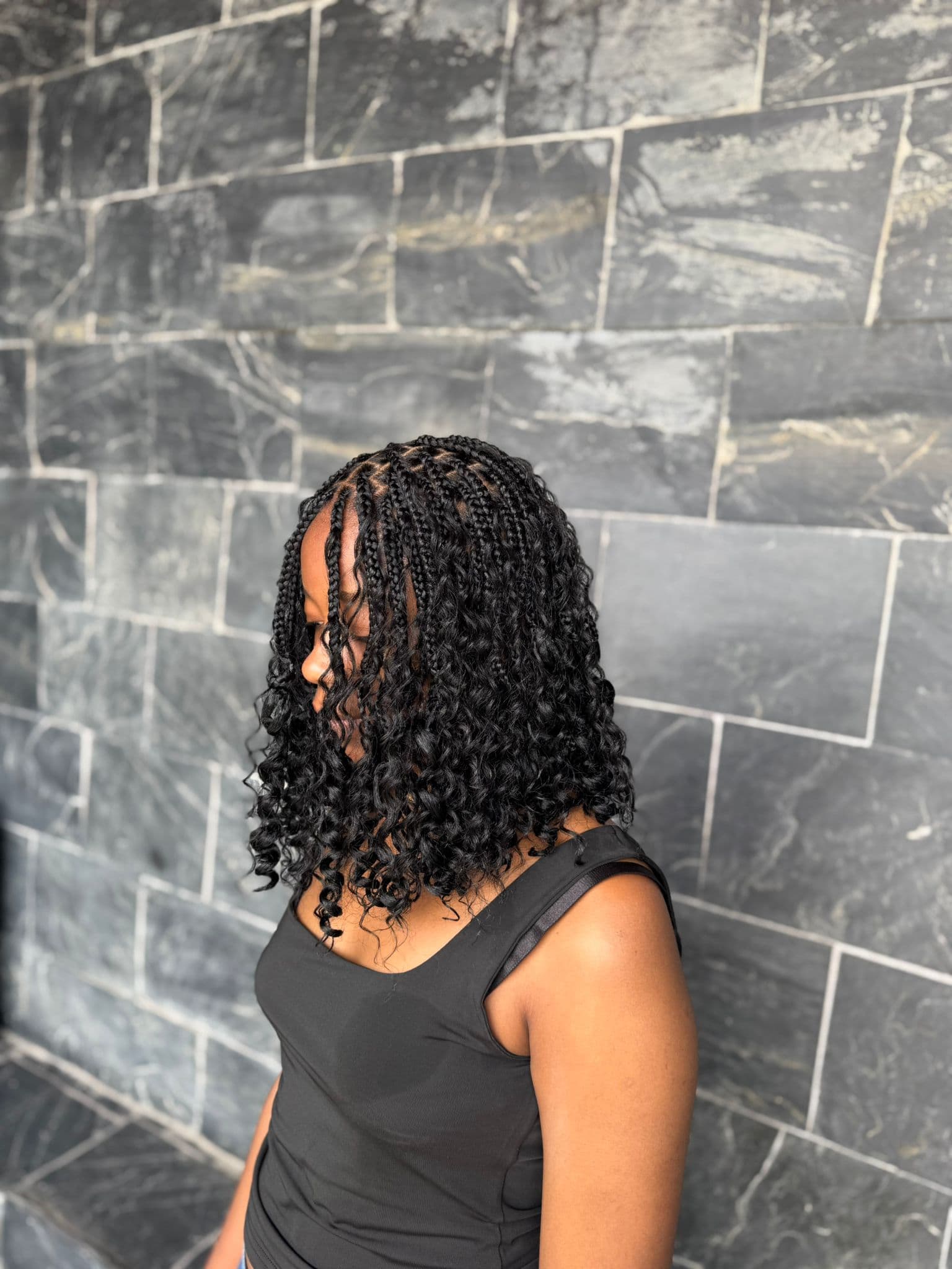 Boho Bob Braids en Madrid — trenzas bohemias con rizo natural